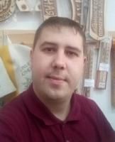   Роман Терехов. Сотрудники магазина TMF в Новосибирске на ул.Большевистская, д. 26 В